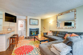 Bohemian Beach Retreat - 2 Blocks to Ocean!